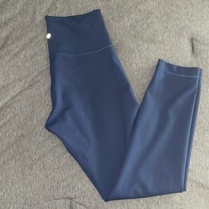 Lululemon align leggings. 25” Single lined Size 8.